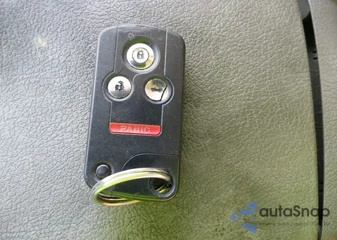 2010 Acura Rl 3.7 из США, поврежденный, VIN JH4KB2F63AC000373